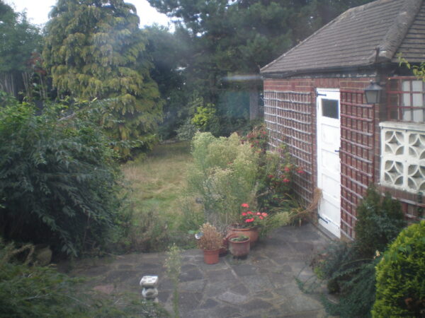 Lord Avenue, Clayhall