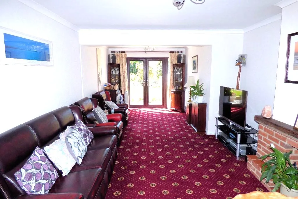 Canterbury Avenue Upminster