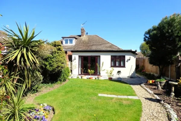 Canterbury Avenue Upminster